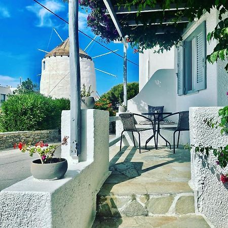 Santanna White Houses Párosz Kültér fotó