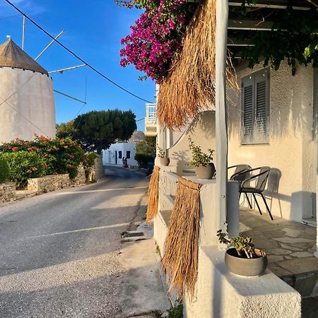 Santanna White Houses Párosz Kültér fotó
