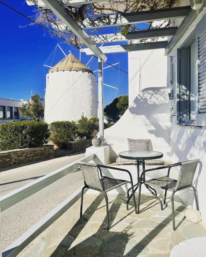 Santanna White Houses Párosz Kültér fotó